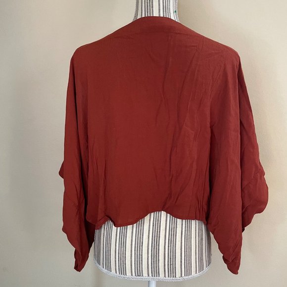 Forever 21 Boho Bat Wing Cold Shoulder Sleeves Rust Cropped Top Blouse Size M - Picture 5 of 12